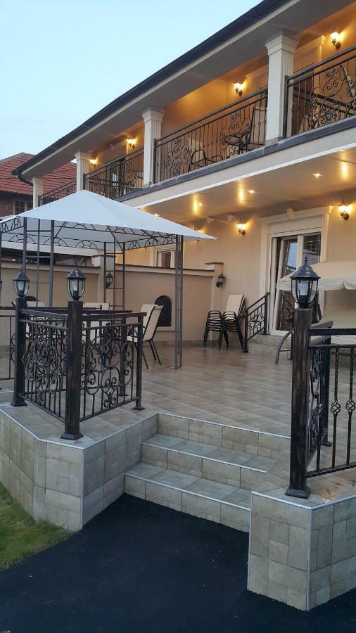 Apartments Exclusive Belgrado Exterior foto