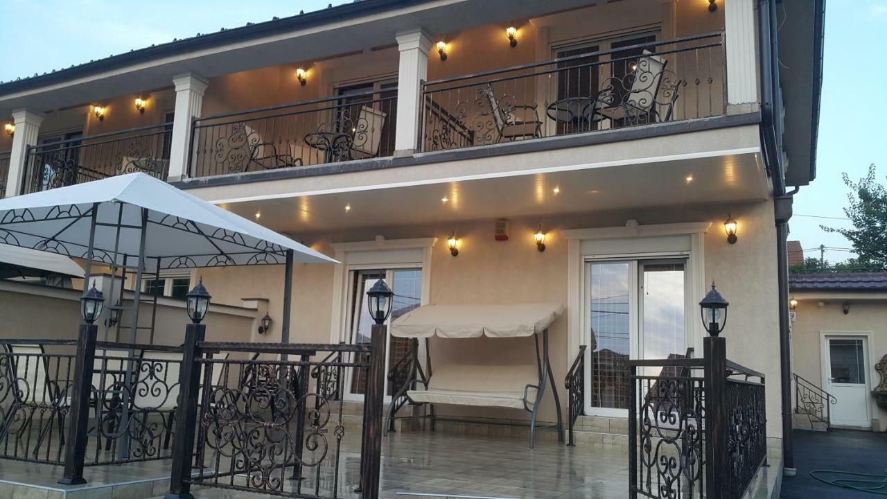 Apartments Exclusive Belgrado Exterior foto